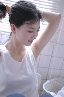 久久不见久久见免费视频1′